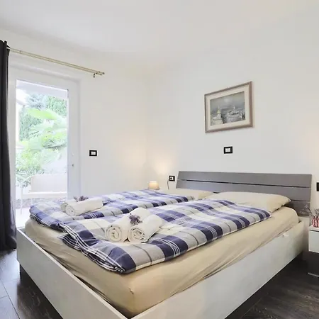 Apartment Sofia Crveni Vrh