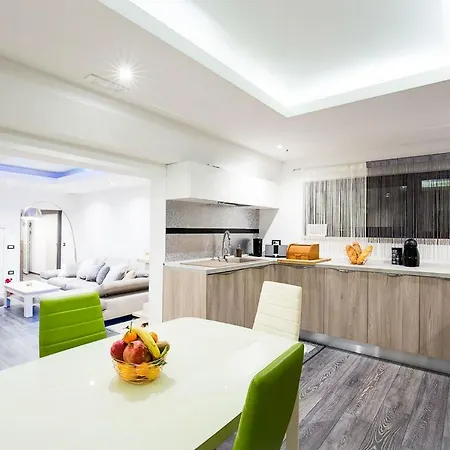 Sofia スルベニ・ブル