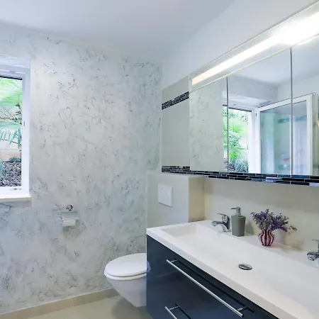 Sofia アパート *